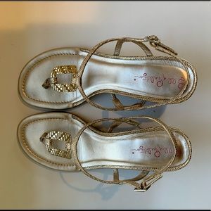 Lilly Pulitzer “As Good As Gold” Wedge Sandals 9